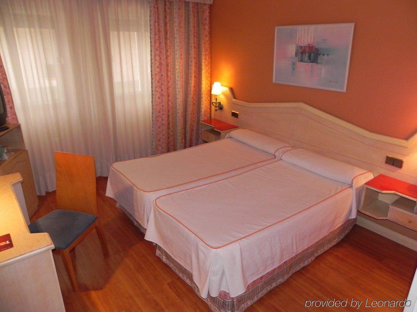 Ana Maria Hotel Granada Room photo